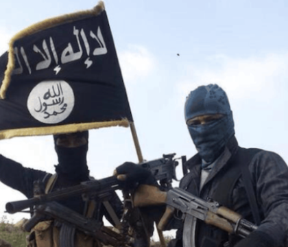 Veteran ISIS, incendiat de propriii membri, fiind acuzat de uciderea liderului al-Baghdadi Veteran ISIS, incendiat de propriii membri, fiind acuzat de uciderea liderului al-Baghdadi