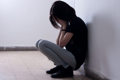 O copila de 12 ani din capitala, violata de tatal unei colege, timp de cateva luni. Sentinta primita de individ O copila de 12 ani din capitala, violata de tatal unei colege, timp de cateva luni. Sentinta primita de individ