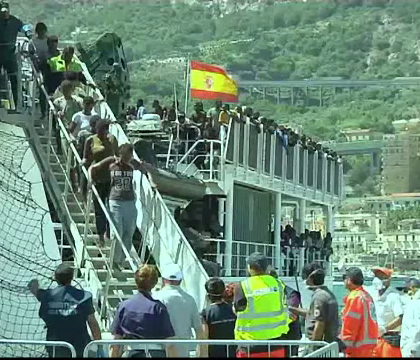 85.000 de migranti au ajuns in Italia in 2017. Localnicii sunt coplesiti, iar refugiatii, nemultumiti: "Europa nu e ca la TV" 85.000 de migranti au ajuns in Italia in 2017. Localnicii sunt coplesiti, iar refugiatii, nemultumiti: "Europa nu e ca la TV"