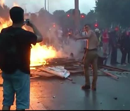 Manifestatii violente la Hamburg, impotriva summitului G20. Peste 100 de politisti au fost raniti in ciocnirile cu activistii