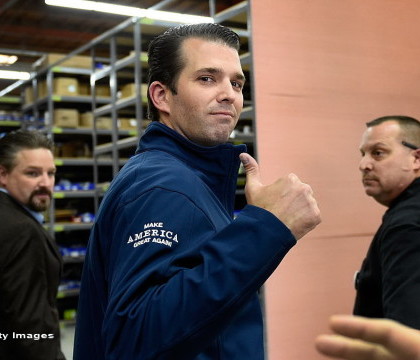 Donald Trump Jr publica e-mailuri care arata o sustinere rusa a campaniei lui Donald Trump, "pentru a fi complet transparent" Donald Trump Jr publica e-mailuri care arata o sustinere rusa a campaniei lui Donald Trump, "pentru a fi complet transparent"