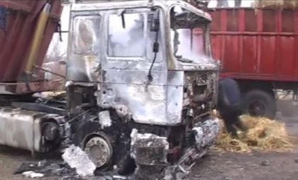 Un camion, facut SCRUM in apropiere de Cahul. VIDEO Un camion, facut SCRUM in apropiere de Cahul. VIDEO