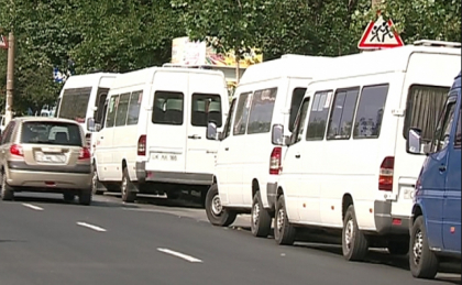 Traseele unor microbuze din capitala, modificate din nou. Despre ce rute este vorba si care sunt noile itinerarii Traseele unor microbuze din capitala, modificate din nou. Despre ce rute este vorba si care sunt noile itinerarii