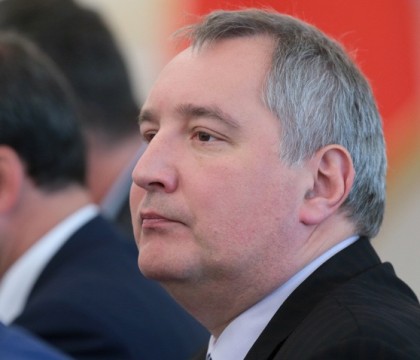 Rogozin cere "contramasuri usturatoare", dupa ce autoritatile romane nu au permis cursei sale sa ajunga la Chisinau Rogozin cere "contramasuri usturatoare", dupa ce autoritatile romane nu au permis cursei sale sa ajunga la Chisinau