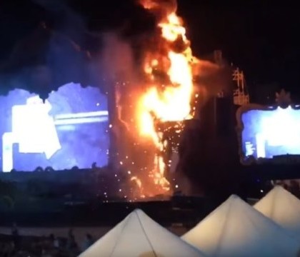 Incendiu puternic la un festival de muzica din Barcelona. 22.000 de persoane, evacuate dupa ce scena a luat foc. VIDEO