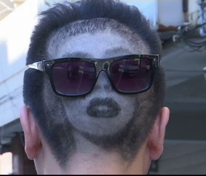 Un frizer din Taiwan este supranumit "sculptorul din par". Cat dureaza sa-ti "creeze" chipul unei vedete pe scalp - FOTO