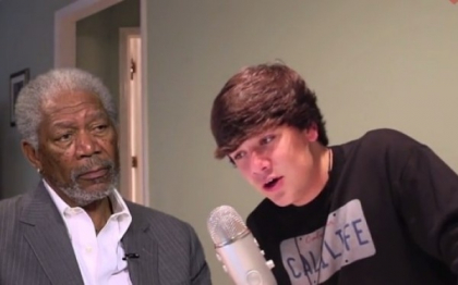 Pustiul de 15 ani care il imita impecabil pe Morgan Freeman. VIDEO Pustiul de 15 ani care il imita impecabil pe Morgan Freeman. VIDEO
