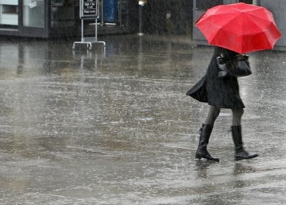 Ploi in toata tara si temperaturi in scadere. Ce vreme ne asteapta in weekend