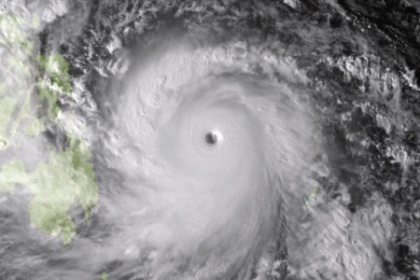 Taifunul Haiyan a atins coastele Filipinelor. 16 milioane de oameni traiesc pe traiectoria sa Taifunul Haiyan a atins coastele Filipinelor. 16 milioane de oameni traiesc pe traiectoria sa
