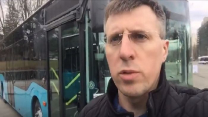 Compania din Turcia, care a vandut primariei cele 31 de autobuze, spune ca il va da in judecata pe Chirtoaca: "Politicianul care si-a permis sa faca declaratii iresponsabile. Autobuzele sunt noi si in stare perfecta" Compania din Turcia, care a vandut primariei cele 31 de autobuze, spune ca il va da in judecata pe Chirtoaca: "Politicianul care si-a permis sa faca declaratii iresponsabile. Autobuzele sunt noi si in stare perfecta"