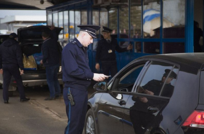 Un moldovean a vrut sa treaca frontiera moldo-romana cu un permis de conducere fals. Ce a urmat Un moldovean a vrut sa treaca frontiera moldo-romana cu un permis de conducere fals. Ce a urmat