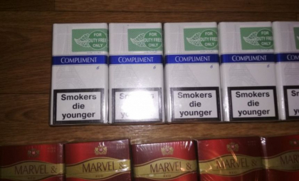 Trei barbati, prinsi cu tigari marcate cu abtibilduri Duty Free aduse din Ucraina. Acestia urmau sa le vanda. Ce spun politistii - FOTO Trei barbati, prinsi cu tigari marcate cu abtibilduri Duty Free aduse din Ucraina. Acestia urmau sa le vanda. Ce spun politistii - FOTO