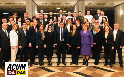 Blocul ACUM l-a felicitat pe Vladimir Zelenski si pe ucrainenii care si-au dat votul impotriva coruptiei si oligarhiei Blocul ACUM l-a felicitat pe Vladimir Zelenski si pe ucrainenii care si-au dat votul impotriva coruptiei si oligarhiei