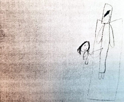 Un barbat, acuzat ca si-a violat cele doua fiice, facute cu sotii diferite, si pe fata celei de-a treia iubite. Cum arata schitele in care copila de patru ani a desenat agresiunea sexuala - FOTO