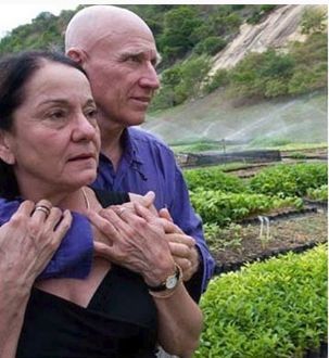 Un cuplu din Brazilia a facut imposibilul. A replantat padurea care disparuse cu ani in urma si ceva minunat s-a intamplat Un cuplu din Brazilia a facut imposibilul. A replantat padurea care disparuse cu ani in urma si ceva minunat s-a intamplat