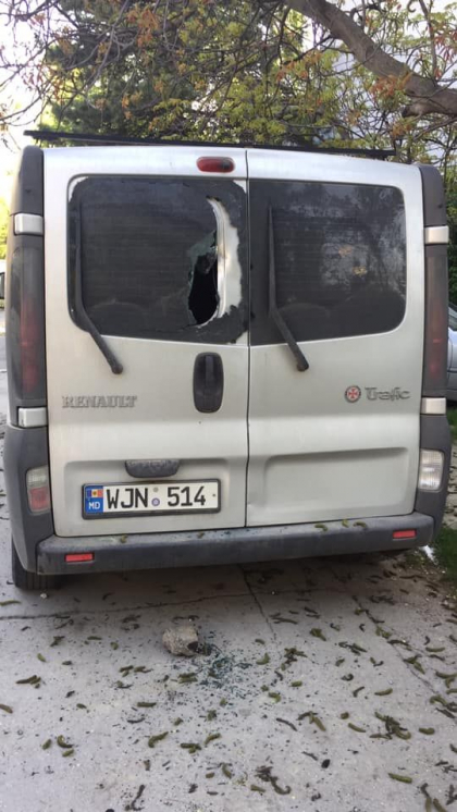 Ghinion pentru un sofer care si-a lasat masina parcata pe o strada din capitala. Cum a gasit-o dimineata - FOTO