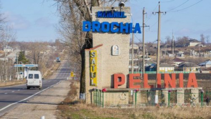 Si-a pus capat zilelor din cauza datoriilor pe care le avea la o banca. Un barbat din Pelinia, gasit strangulat in propria casa. Ce spune politia Si-a pus capat zilelor din cauza datoriilor pe care le avea la o banca. Un barbat din Pelinia, gasit strangulat in propria casa. Ce spune politia