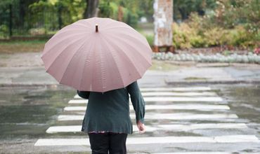 Maxime de pana la +19 grade, iar pe alocuri ploi slabe ne asteapta astazi. Ce temperaturi vom avea in urmatoarele zile. Prognoza meteo - FOTO