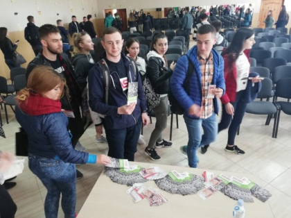 „Fara coruptie la BAC" - liceenii, dar si profesorii au fost informati de CNA sa nu fraudeze examenul - GALERIE FOTO „Fara coruptie la BAC" - liceenii, dar si profesorii au fost informati de CNA sa nu fraudeze examenul - GALERIE FOTO