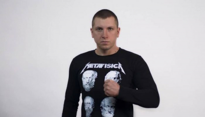 Dosarul de invinuire a lui Pavel Grigorciuc, trimis in judecata: risca amenda sau pana la 5 ani inchisoare pentru ca i-a dat o palma peste fata democratului Sergiu Sarbu