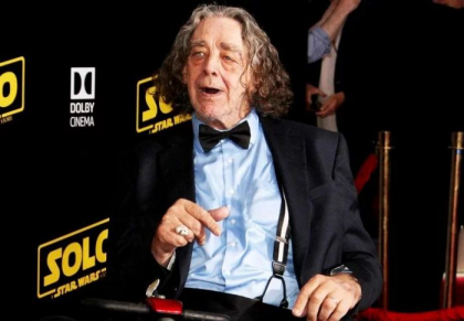 Peter Mayhew, actorul care l-a interpretat pe Chewbacca in „Star Wars”, a murit la 74 de ani Peter Mayhew, actorul care l-a interpretat pe Chewbacca in „Star Wars”, a murit la 74 de ani
