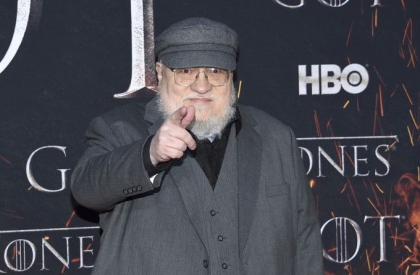 George R.R. Martin: HBO lucreaza la 3 continuari ale serialului Game of Thrones - VIDEO George R.R. Martin: HBO lucreaza la 3 continuari ale serialului Game of Thrones - VIDEO