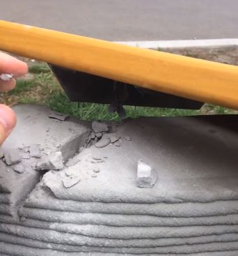 Ruslan Codreanu spune ca a sesizat politia despre vandalizarea bancilor 3D: "Costul celor 25 de banci de pe aleea Mircea cel Batran, care pentru mine este o alee de suflet, este de 11 mii de dolari"