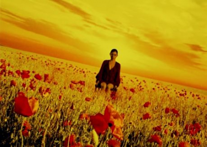 O piesa calda de dragoste si o noua colaborare cu un artist din Romania. Carlas Dreams a scos o melodie noua - VIDEO