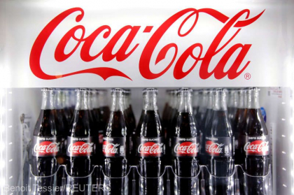 Coca-Cola a platit 8 milioane de euro pentru a influenta medici si oameni de stiinta din Franta (Le Monde)
