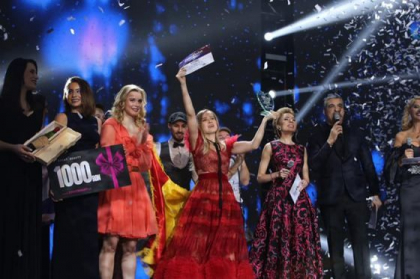 EUROVISION 2019. Cine este Ester Peony, artista care reprezinta Romania la Tel Aviv - VIDEO EUROVISION 2019. Cine este Ester Peony, artista care reprezinta Romania la Tel Aviv - VIDEO