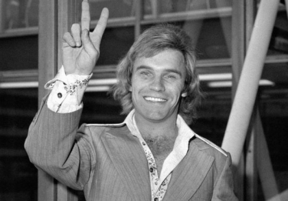Freddie Starr a murit. Celebrul comediant a fost gasit fara suflare in locuinta lui din Spania 