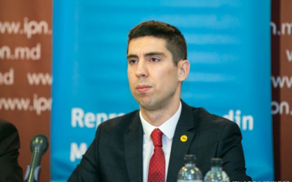 Vicepresedintele PAS, despre sondajul prezentat de Asociatia Sociologilor si Demografilor: „Pregateste terenul pentru coalitia PD-PSRM” - FOTO/VIDEO Vicepresedintele PAS, despre sondajul prezentat de Asociatia Sociologilor si Demografilor: „Pregateste terenul pentru coalitia PD-PSRM” - FOTO/VIDEO