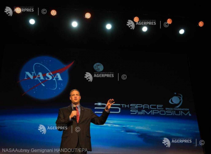 NASA a anuntat cand va trimite prima femeie pe Luna