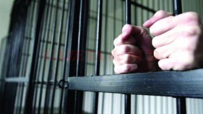 Un individ care a violat o minora la Hancesti, condamnat. Cati ani va sta dupa gratii