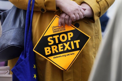 Alegerile europarlamentare incep astazi, in UK si Olanda. Britanicii ar putea vota degeaba