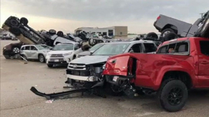 Momentul in care o tornada loveste un oras din SUA. Dezastrul provocat - FOTO/VIDEO