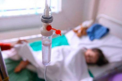Mai multi copii de la o gradinita din Rabnita au ajuns la spital dupa ce au baut inalbitor in loc de apa Mai multi copii de la o gradinita din Rabnita au ajuns la spital dupa ce au baut inalbitor in loc de apa