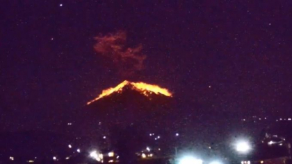 Lava si pietre pe mai multi kilometri dupa ce vulcanul Agung din Bali a erupt din nou