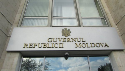 Preturile cresc, opozitia protesteaza, iar Guvernul se lauda pe Facebook - ZDG.MD