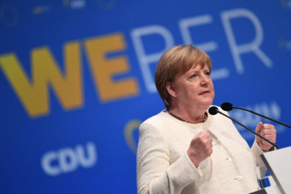 Merkel avertizeaza asupra fortelor politice ”intunecate” tot mai puternice in Europa