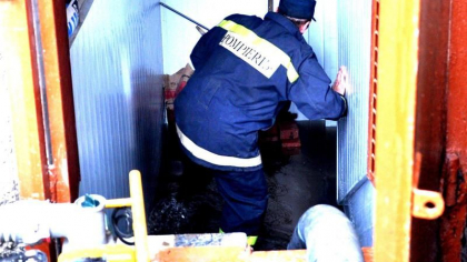 Dezastru in urma ploilor in mai multe raioane din tara, dar si in capitala. Mai multe beciuri, subsoluri - inundate - VIDEO