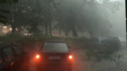 Stare de urgenta la granita cu Romania. Multi soferi au ramas captivi in autoturisme