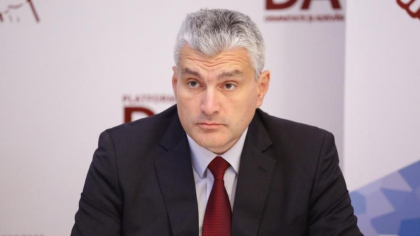 Deputat PPDA, despre o eventuala coalitie ACUM-PSRM: "Personal sunt gata sa-mi sacrific reputatia acumulata in zeci de ani pentru eliberarea tarii, dar nu vreau sa devin un idiot util pentru cel, cu care ma lupt 4 ani fara nici un compromis"
