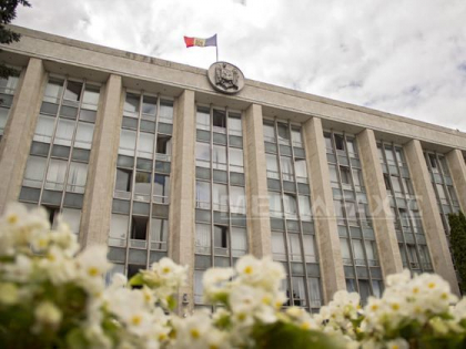 Cine este propus pentru functia de ministru al Economiei si Infrastructurii - FOTO Cine este propus pentru functia de ministru al Economiei si Infrastructurii - FOTO