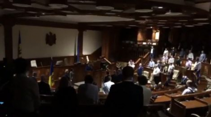 Declaratiile lui Igor Dodon, dupa ce Maia Sandu a fost investita in functia premier: "Astazi, in RM e o zi istorica" - VIDEO