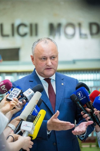 Igor Dodon: "Fac apel catre toate institutiile de stat, primarii, consilii raionale, sindicate, organizatii, asociatii – faceti declaratii in sustinerea noului Guvern legitim"