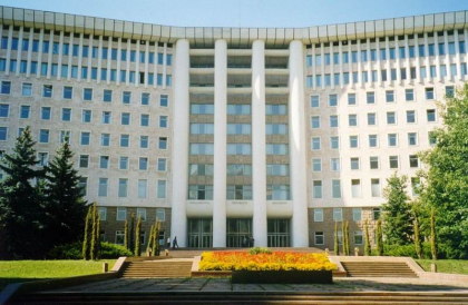 Responsabilii de la Agentia Elvetiana pentru Dezvoltare si Cooperare vin cu o reactie dupa evenimentele petrecute pe arena politica din Republica Moldova: "In legatura cu recentele evolutii politice, Elvetia face apel catre toate partidele politice si institutii sa se angajeze intr-un dialog pasnic" Responsabilii de la Agentia Elvetiana pentru Dezvoltare si Cooperare vin cu o reactie dupa evenimentele petrecute pe arena politica din Republica Moldova: "In legatura cu recentele evolutii politice, Elvetia face apel catre toate partidele politice si institutii sa se angajeze intr-un dialog pasnic"
