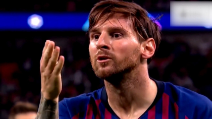 Legenda Barcelonei, Lionel Messi, este cel mai bine platit sportiv din lume. Potrivit Forbes, argentinianul a incasat peste 120 de milioane de dolari in acest an - VIDEO Legenda Barcelonei, Lionel Messi, este cel mai bine platit sportiv din lume. Potrivit Forbes, argentinianul a incasat peste 120 de milioane de dolari in acest an - VIDEO