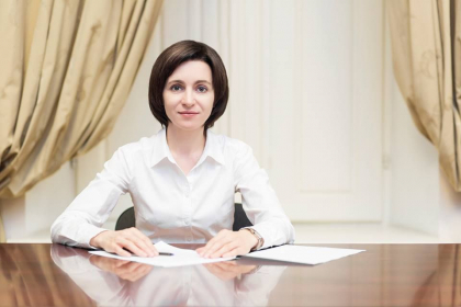 Maia Sandu: "Guvernarea legitim aleasa si sustinuta de popor nu va mai permite ca banditii sa conduca treburile tarii" Maia Sandu: "Guvernarea legitim aleasa si sustinuta de popor nu va mai permite ca banditii sa conduca treburile tarii"