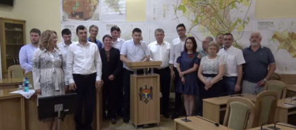 Consilierii socialisti cer demisia lui Ruslan Codreanu. Liberalii din CMC spun ca o asemenea decizie trebuie aprobata la Consiliu
Consilierii socialisti cer demisia lui Ruslan Codreanu. Liberalii din CMC spun ca o asemenea decizie trebuie aprobata la Consiliu